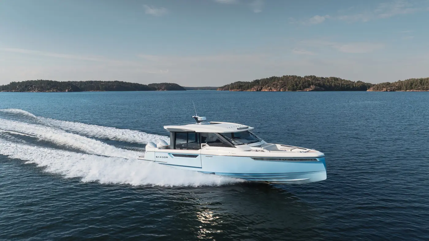 Saxdor 400 GTC de Saxdor Yachts en navigation