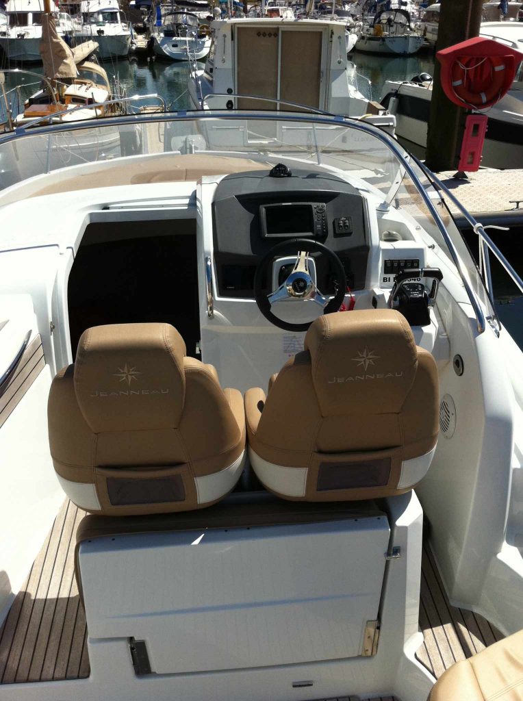 received_6897553650275139